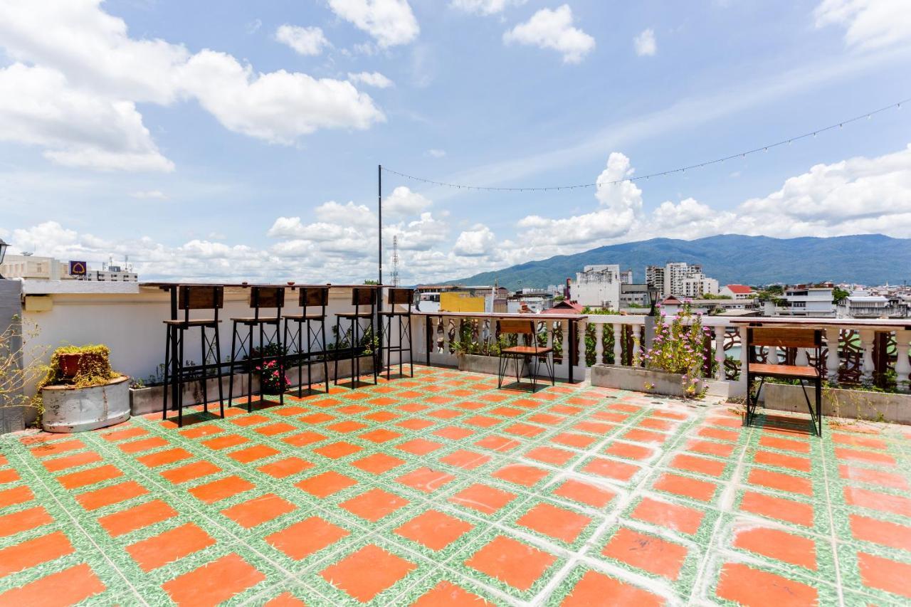 Oyo 1093 De Nawarat Chiang Mai Boutique Apartment Kültér fotó
