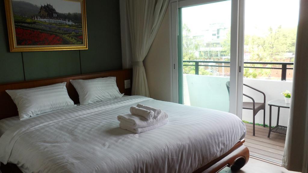 Oyo 1093 De Nawarat Chiang Mai Boutique Apartment Kültér fotó